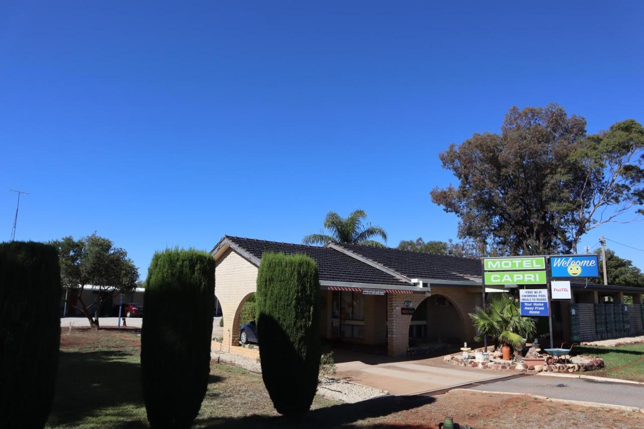 Capri Motel Balranald Eksteriør bilde