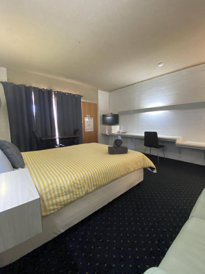 Capri Motel Balranald Eksteriør bilde
