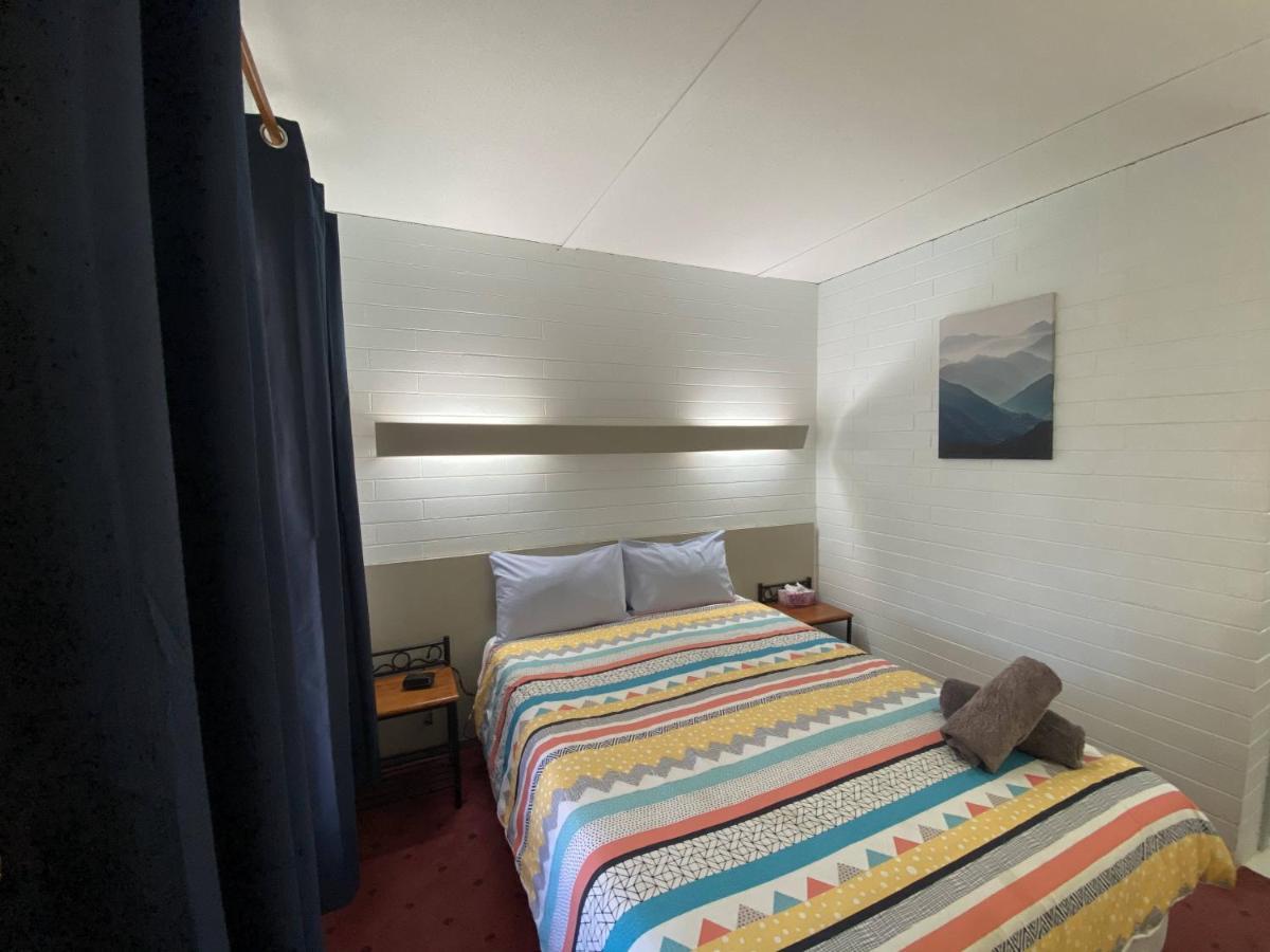 Capri Motel Balranald Eksteriør bilde