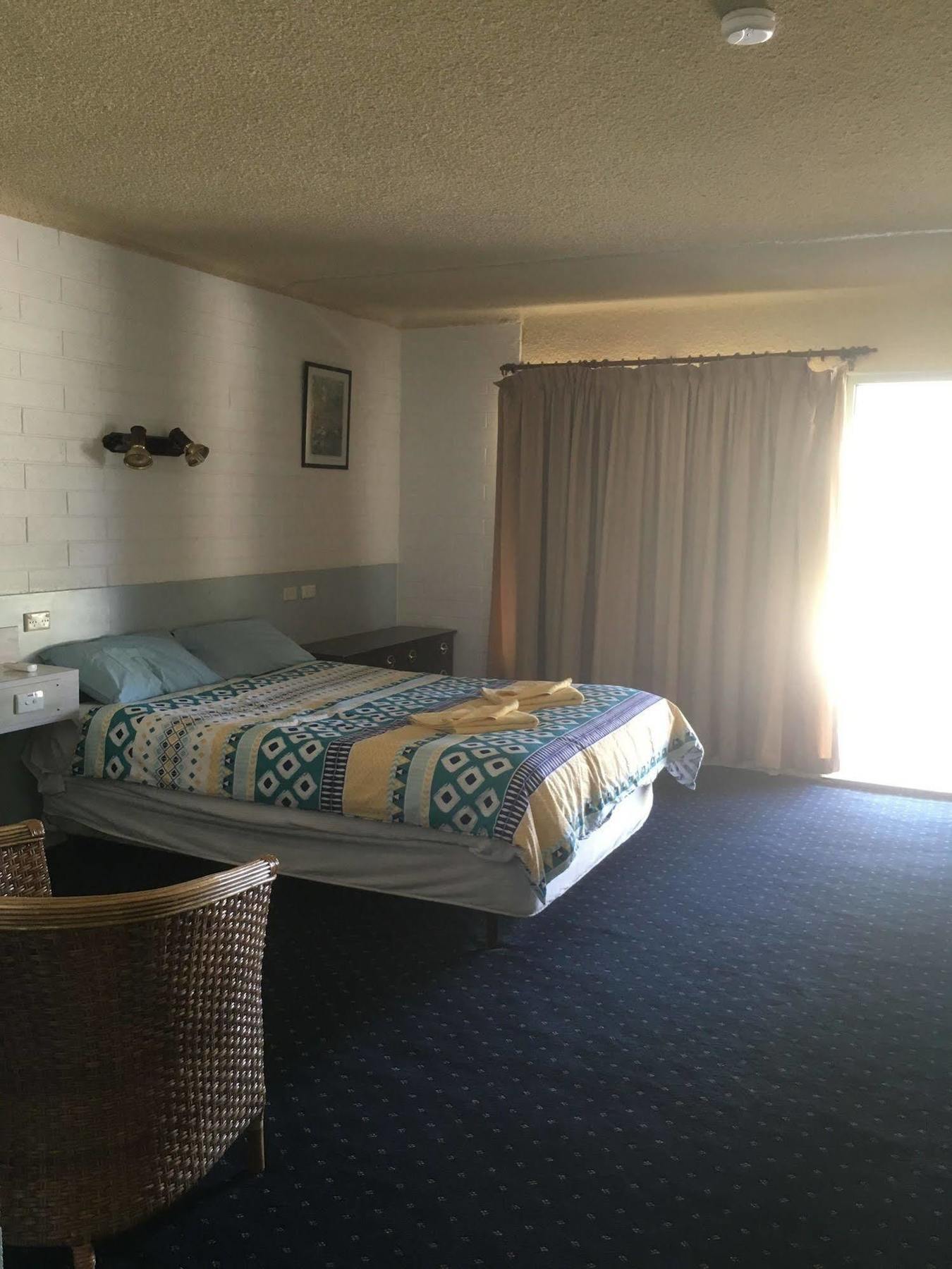 Capri Motel Balranald Eksteriør bilde