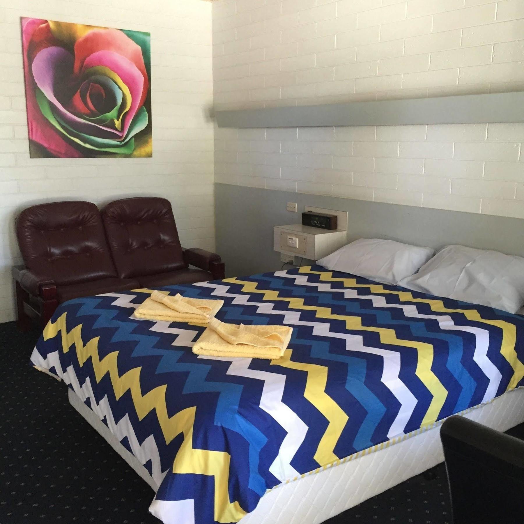 Capri Motel Balranald Eksteriør bilde